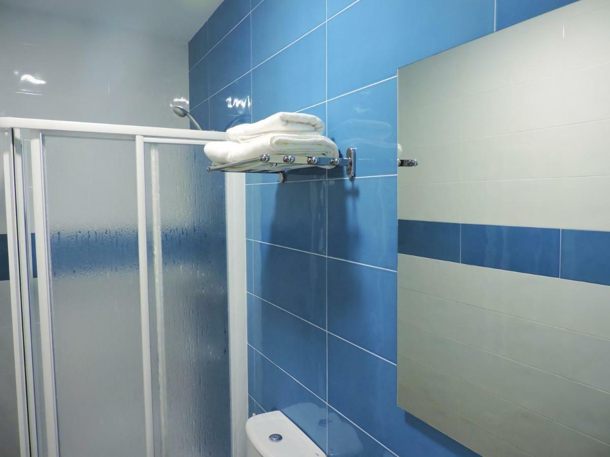 Hostal Delia อะโลรา ภายนอก รูปภาพ