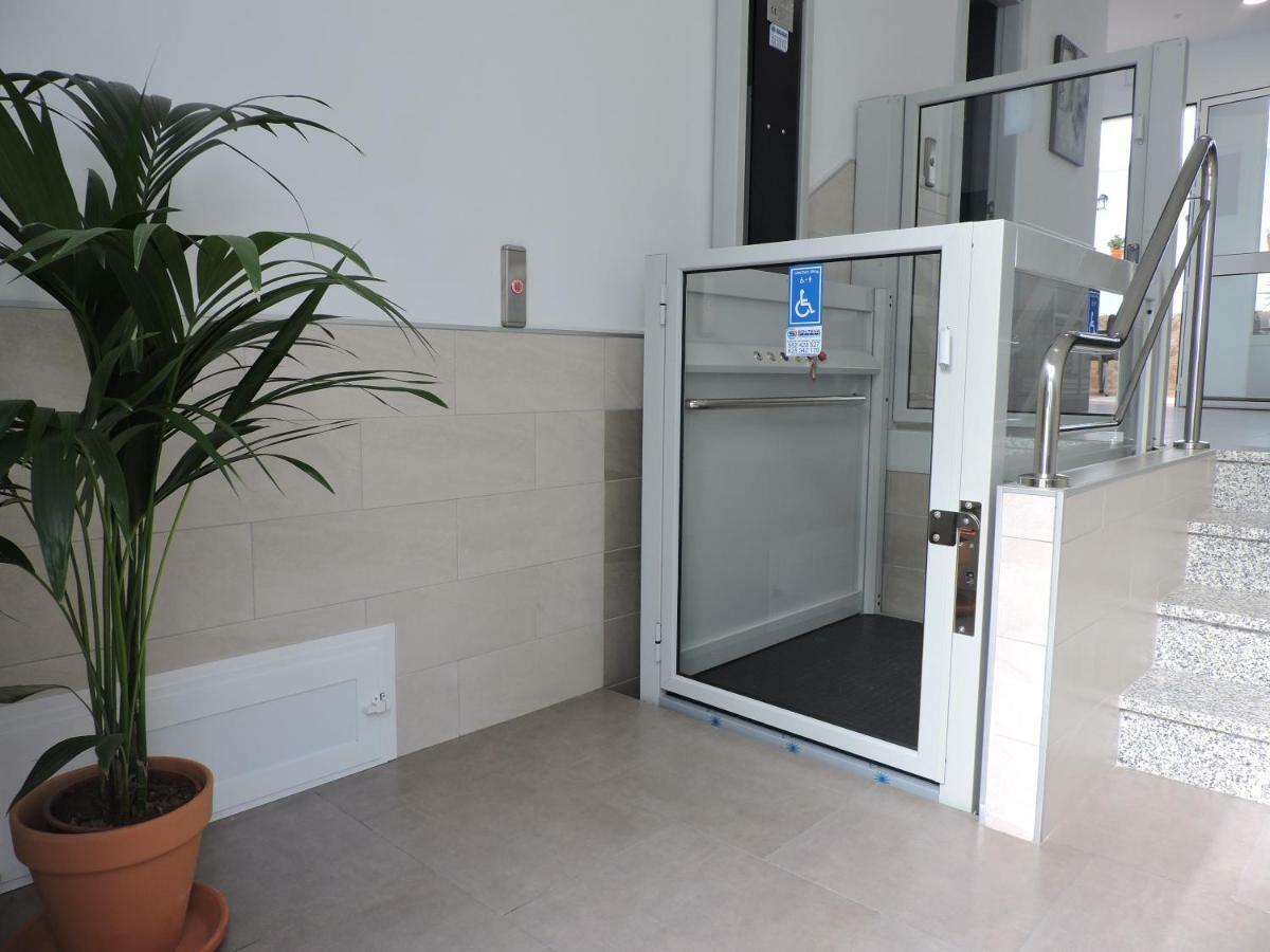 Hostal Delia อะโลรา ภายนอก รูปภาพ